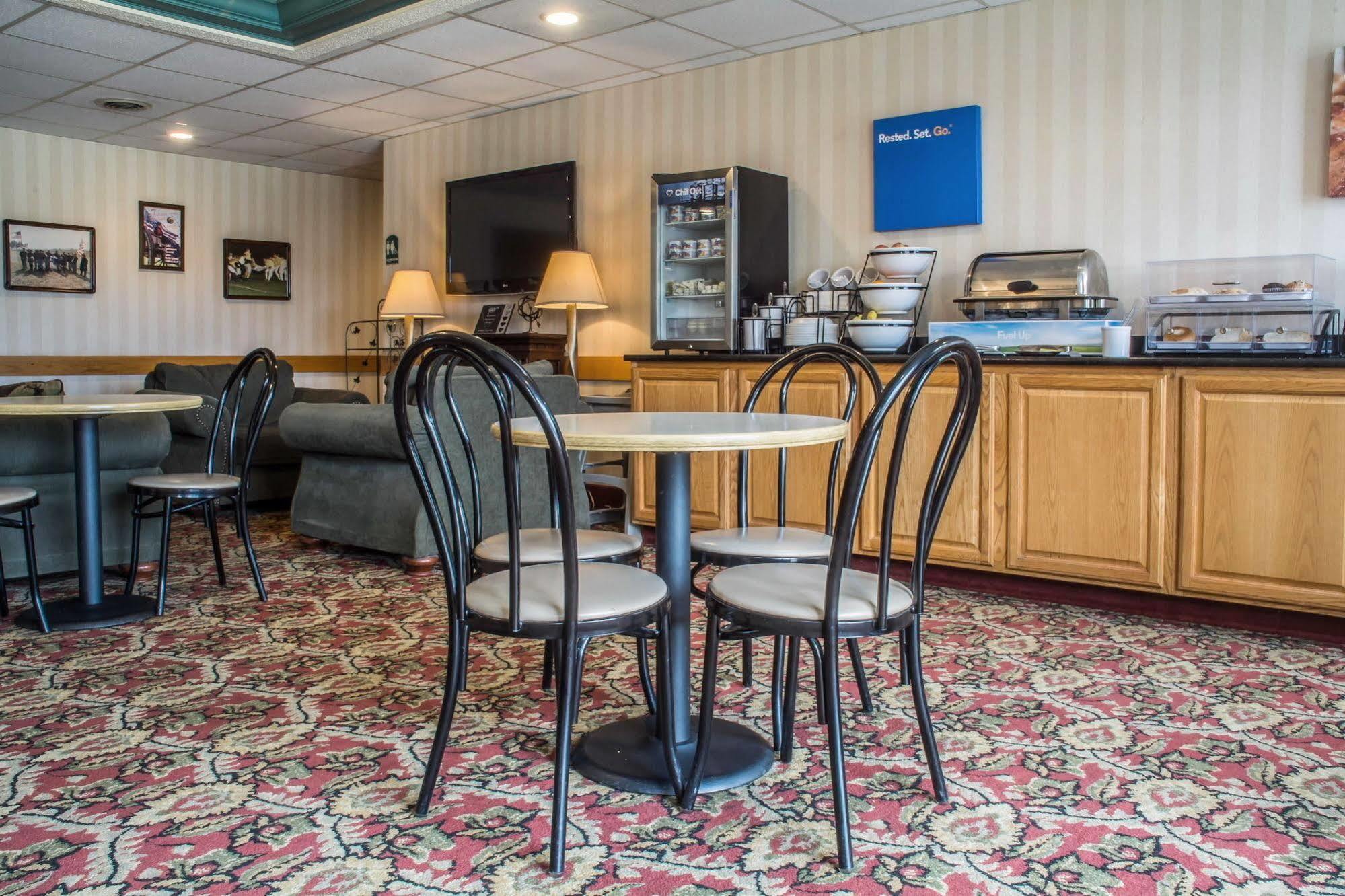 Quality Inn & Suites Mansfield Exterior foto