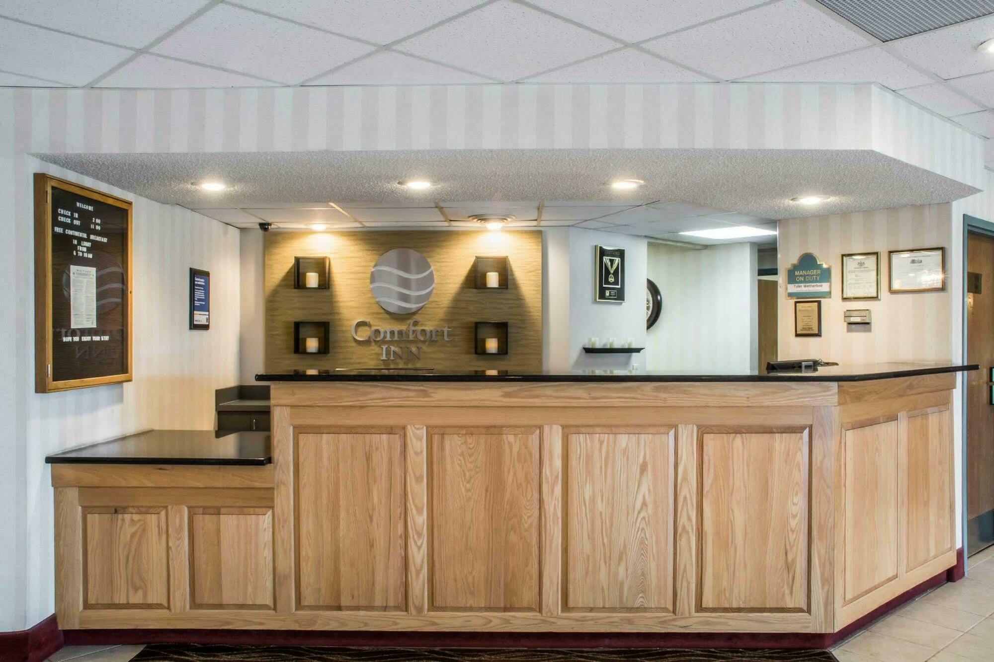 Quality Inn & Suites Mansfield Exterior foto